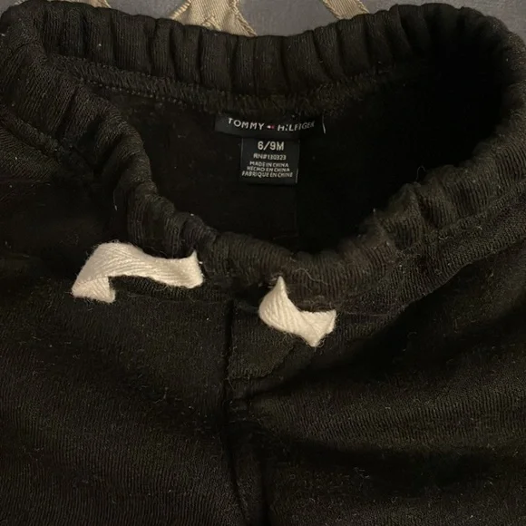 Tommy Hilfiger Sweat Suit - Picture 5 of 5